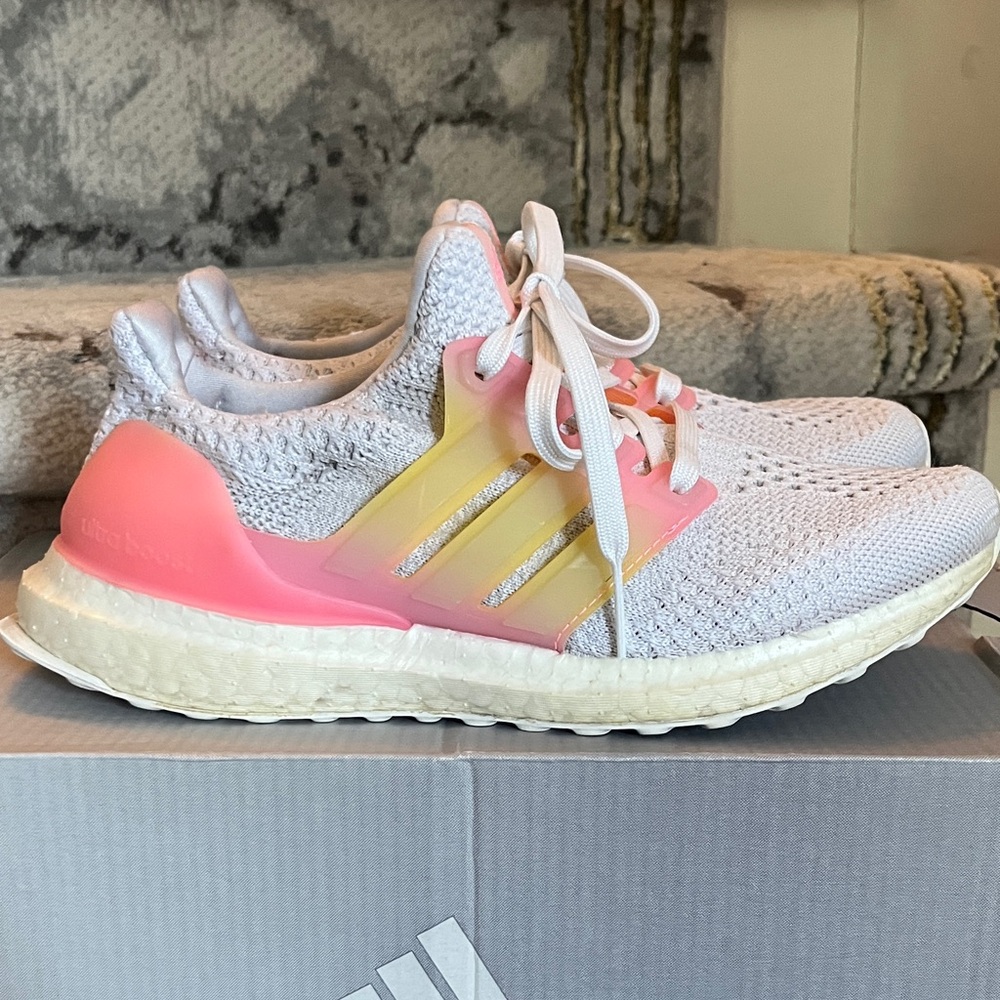 Adidas Youth size 5 White and Pink Sneakers